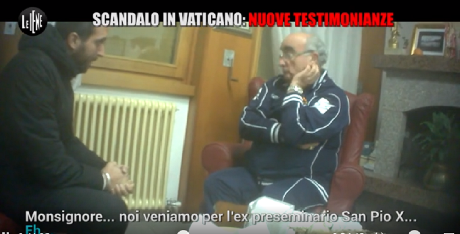Abusi sessuali Vaticano Le Iene accusano ex vescovo di Como di aver insabbiato