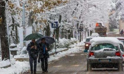 Allerta neve Olgiatese diviso tra scuole chiuse e plessi aperti