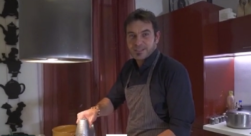 Sindaco Olgiate con la seconda ricetta della sua rubrica VIDEO