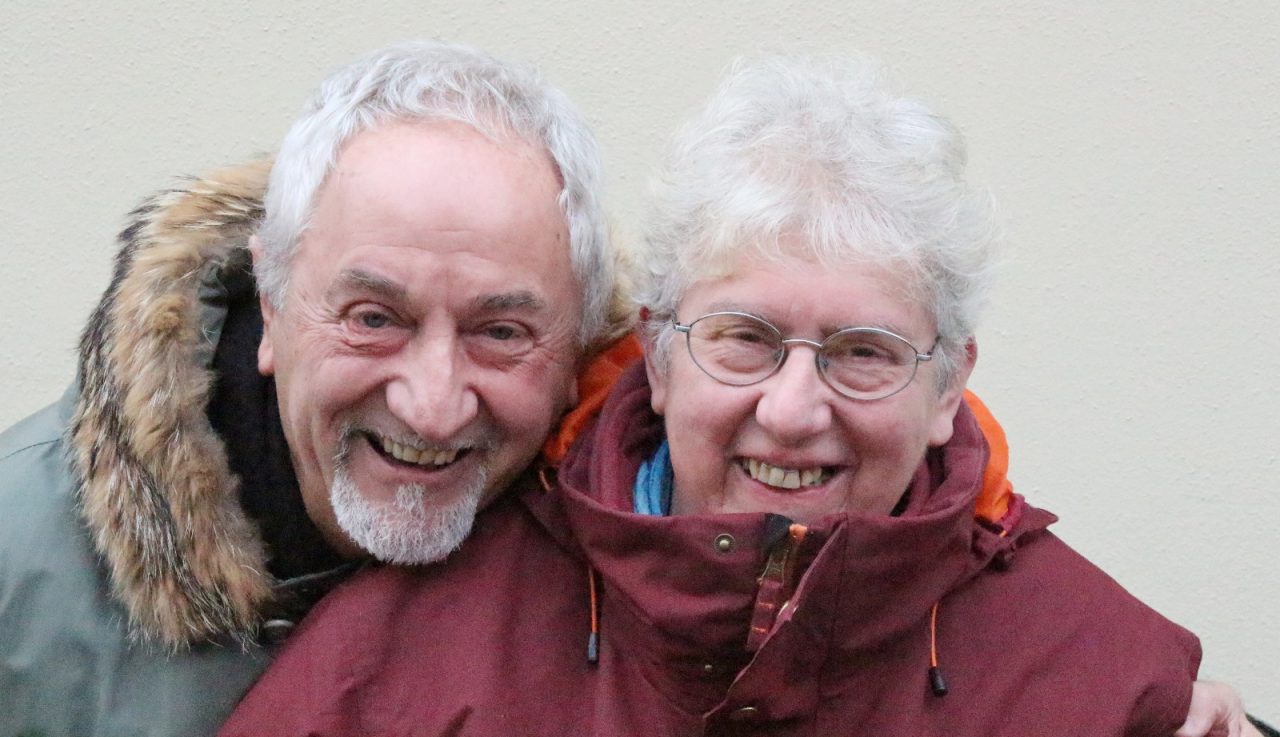 Si riabbracciano dopo 53 anni grazie ai social network