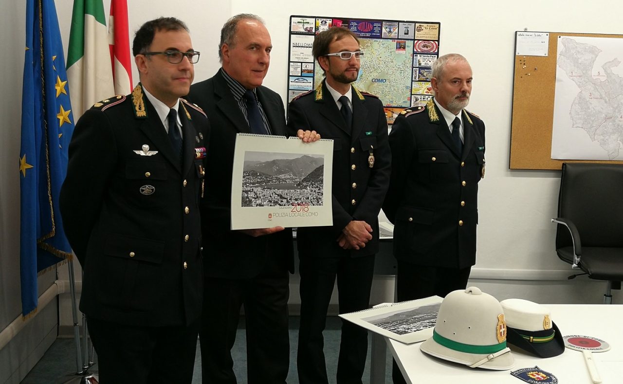 Presentato il calendario 2018 della Polizia locale di Como FOTO