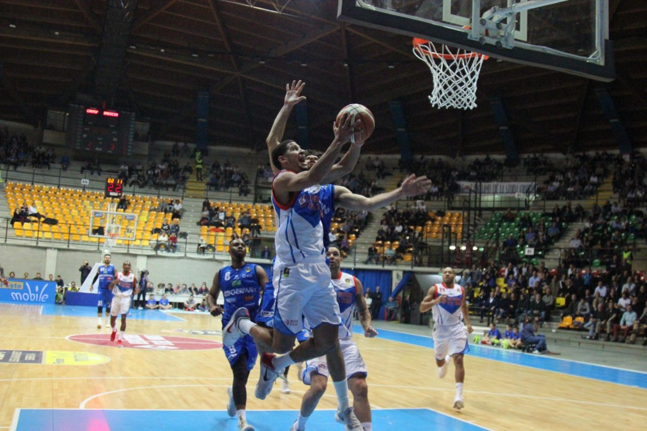 Cantù lotta ma si arrende alla capolista