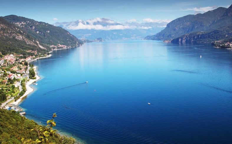 In spiaggia a prendere il sole, a raccogliere legna e altre scuse assurde: anche sulla sponda lecchese del lago arrivano le sanzioni