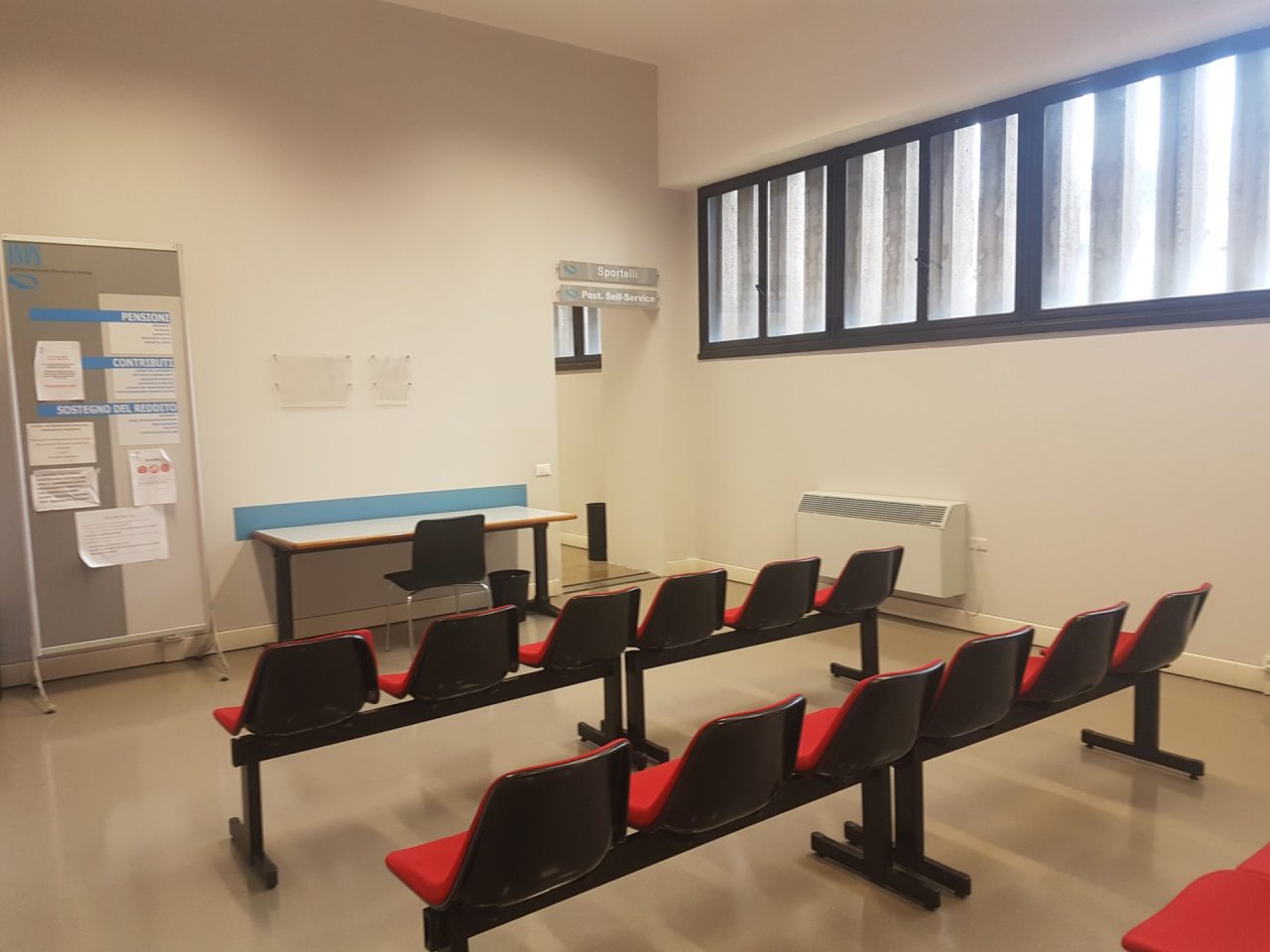 Sportello Inps aperto solo su appuntamento a Cantù