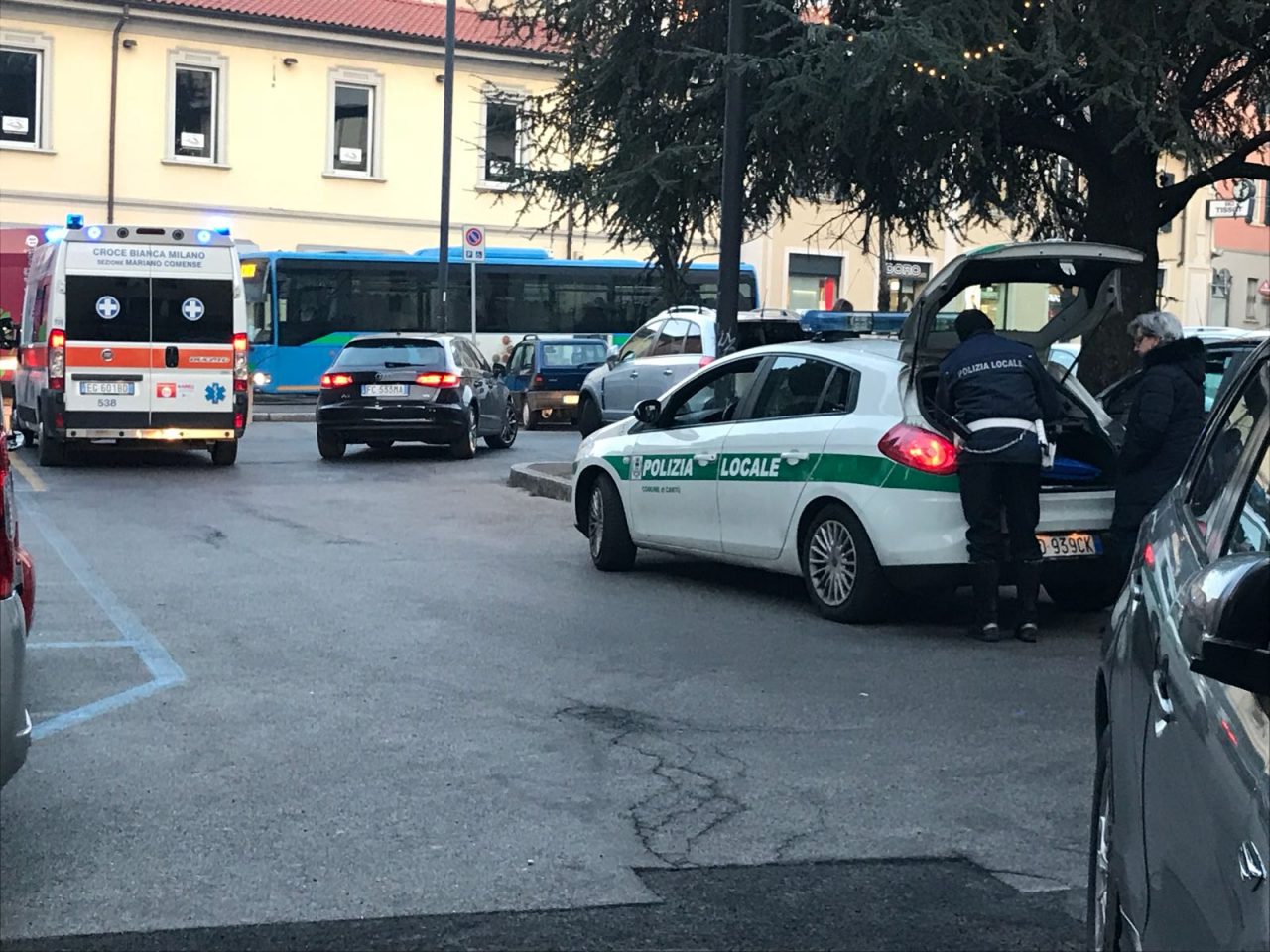 Pedone investito in via Unione a Cantù