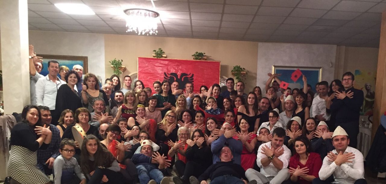 Comunità albanese in festa a Bregnano