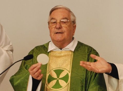 Morto don Leonardo Butti lunedì i funerali