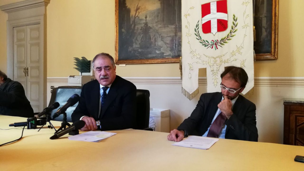 Niente colazione ai senzatetto. Landriscina: “Pronto a dimettermi se Como vuole” VIDEO