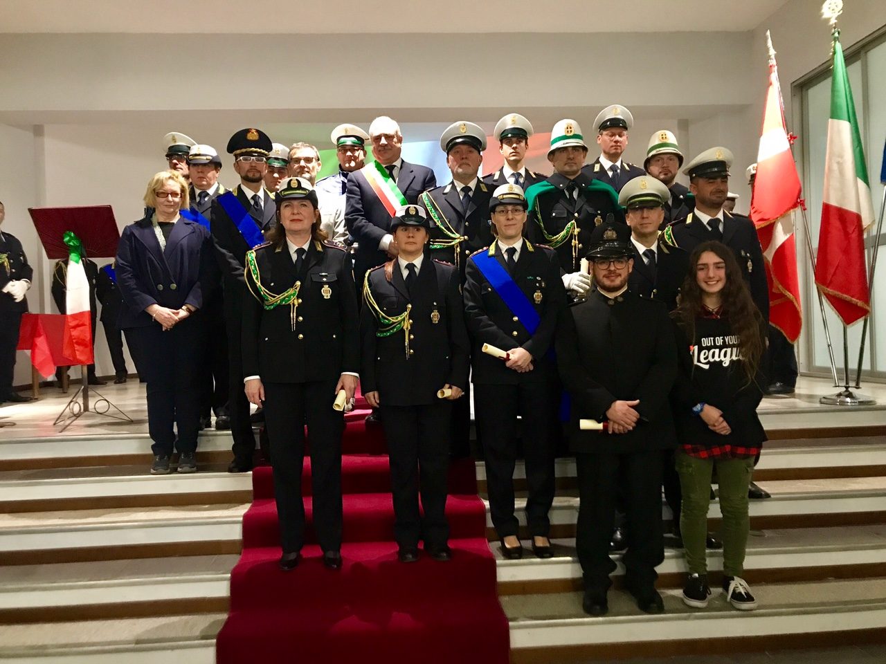 Polizia locale Como 16 agenti premiati per merito FOTO