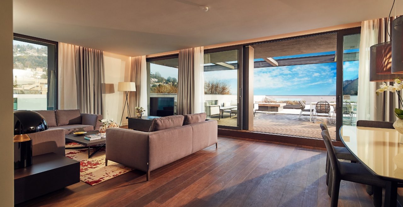 hilton lake como