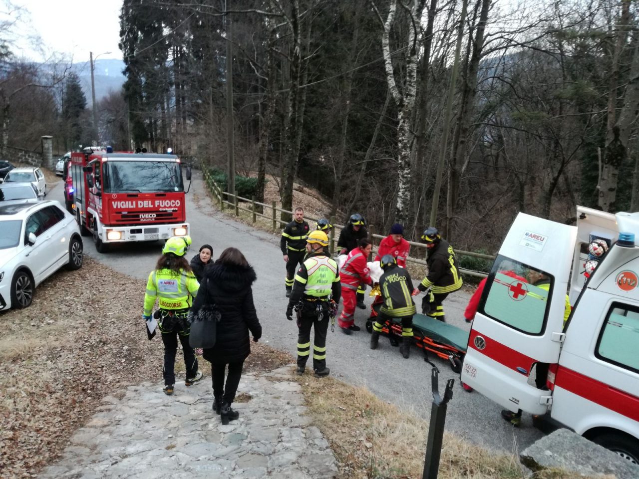 Ferito motosega uomo trasportato in ospedale