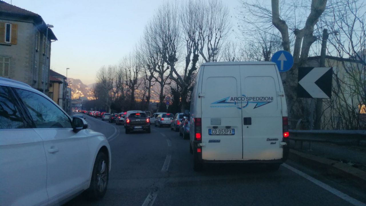 Coda autostrada A9 di diversi chilometri FOTO