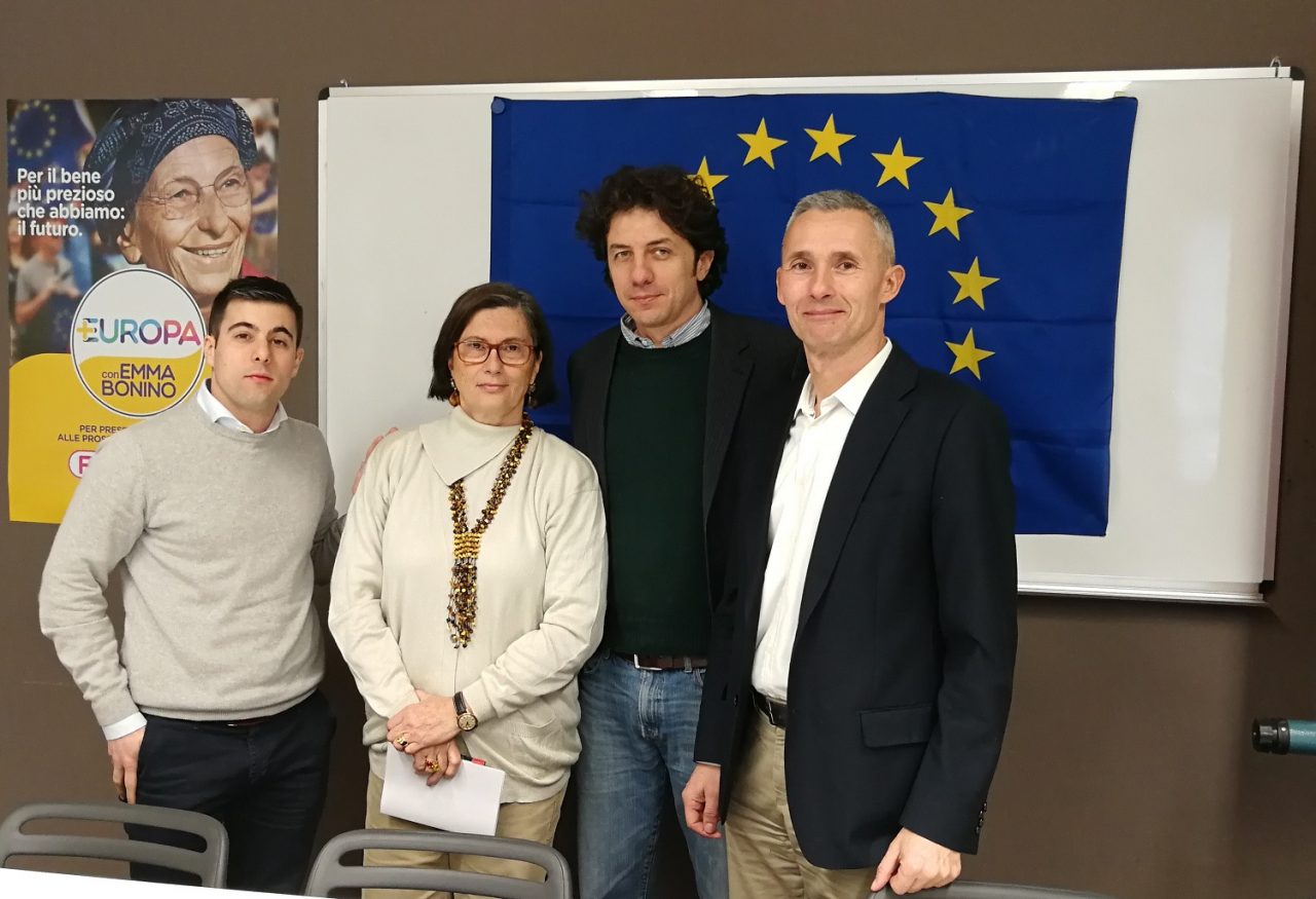 Marco Cappato con i candidati comaschi di +Europa FOTO e VIDEO