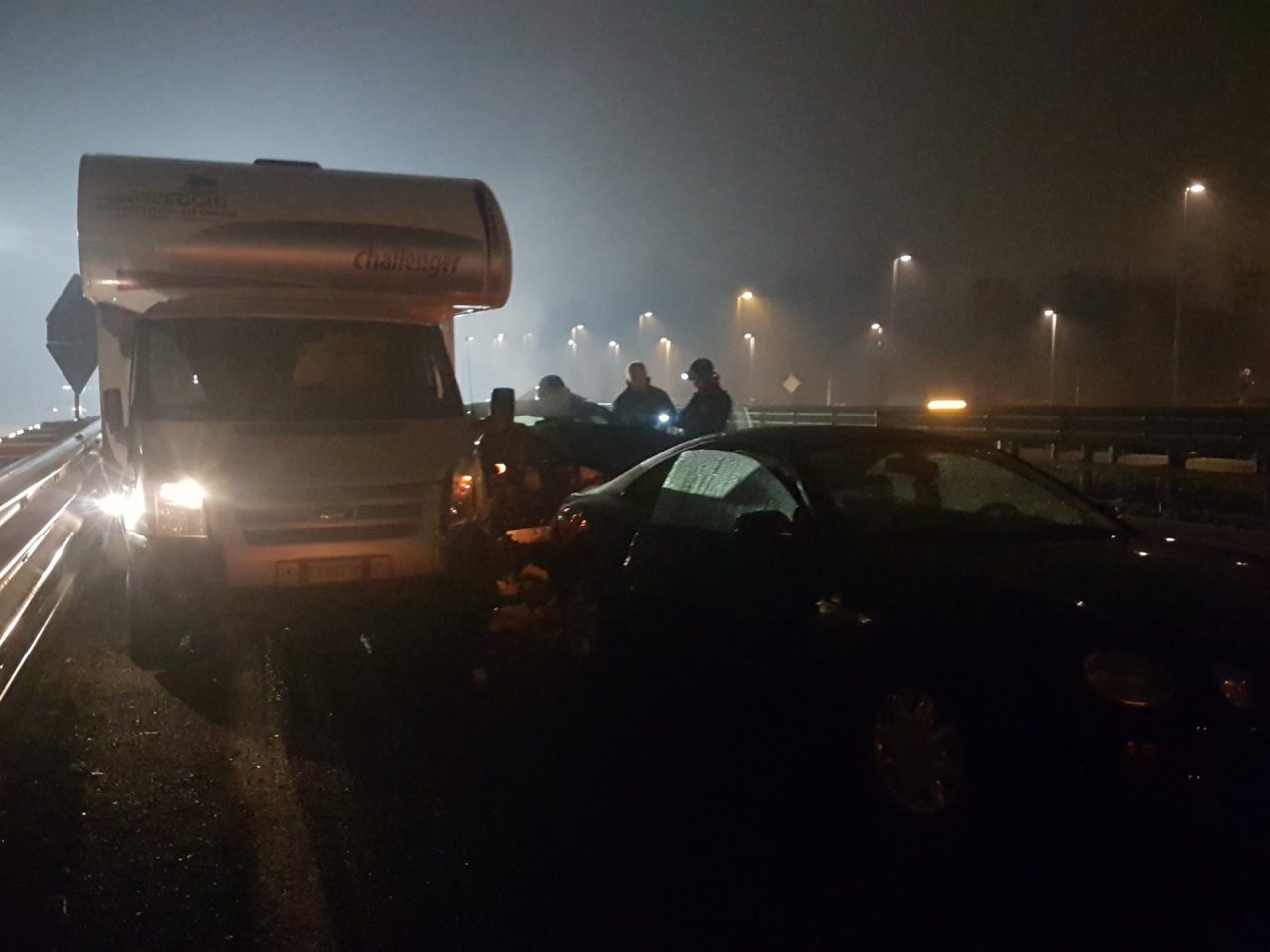 Tremendo incidente Ferite 11 persone e distrutti 6 veicoli. FOTO E VIDEO