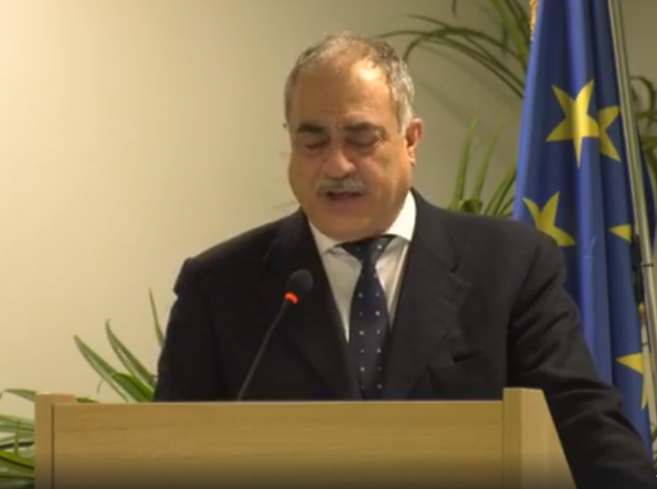 Chiusi parchi e cimiteri a Como, il Comune: “Registriamo ancora comportamenti irresponsabili”