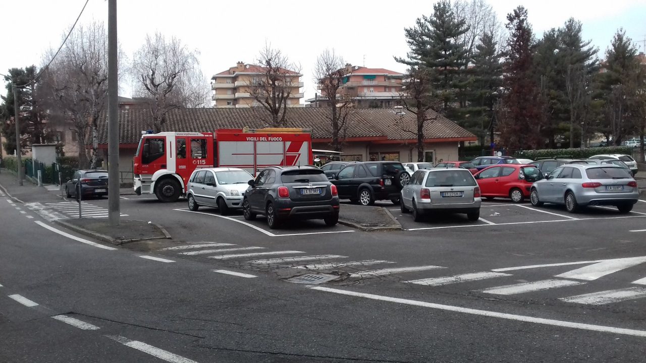 Allarme fuga gas a scuola arrivano i Vigili del Fuoco
