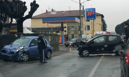 Incidente a Bulgarograsso tre persone coinvolte