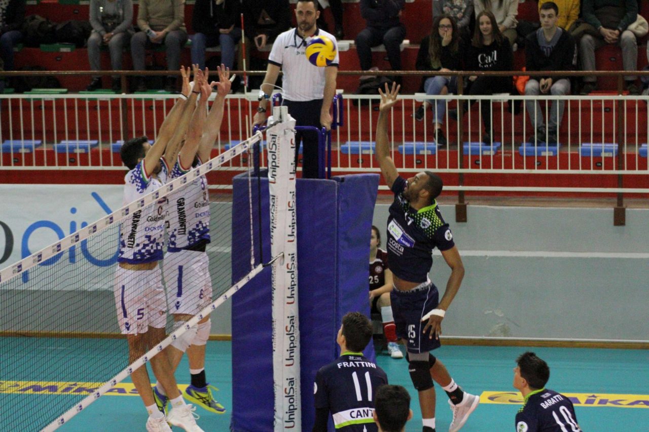 Pool Libertas risorge con i tre punti contro Potenza Picena FOTO