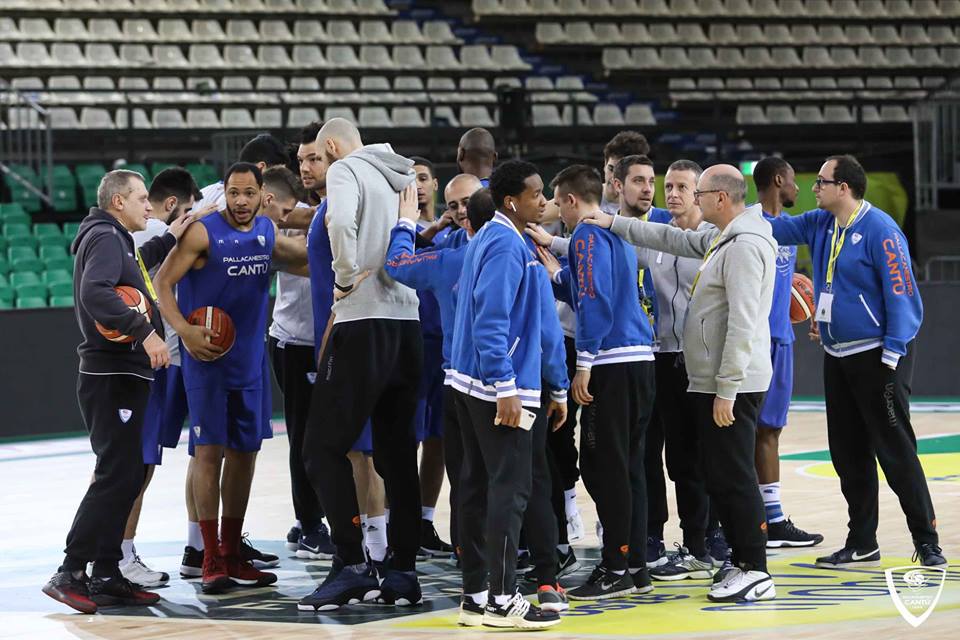 Pallacanestro Cantù verso il match contro Avellino