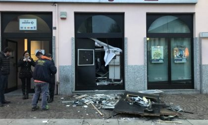 Lombardia sotto l'assedio dei ladri che fanno esplodere il bancomat FOTO