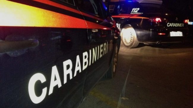 Accoltellato nella notte giovane in Rianimazione