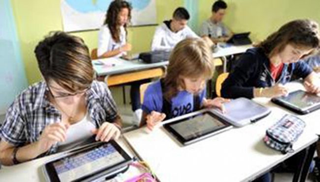 Tablet alle scuole Giorgio Gori: “Sono inutilizzabili”