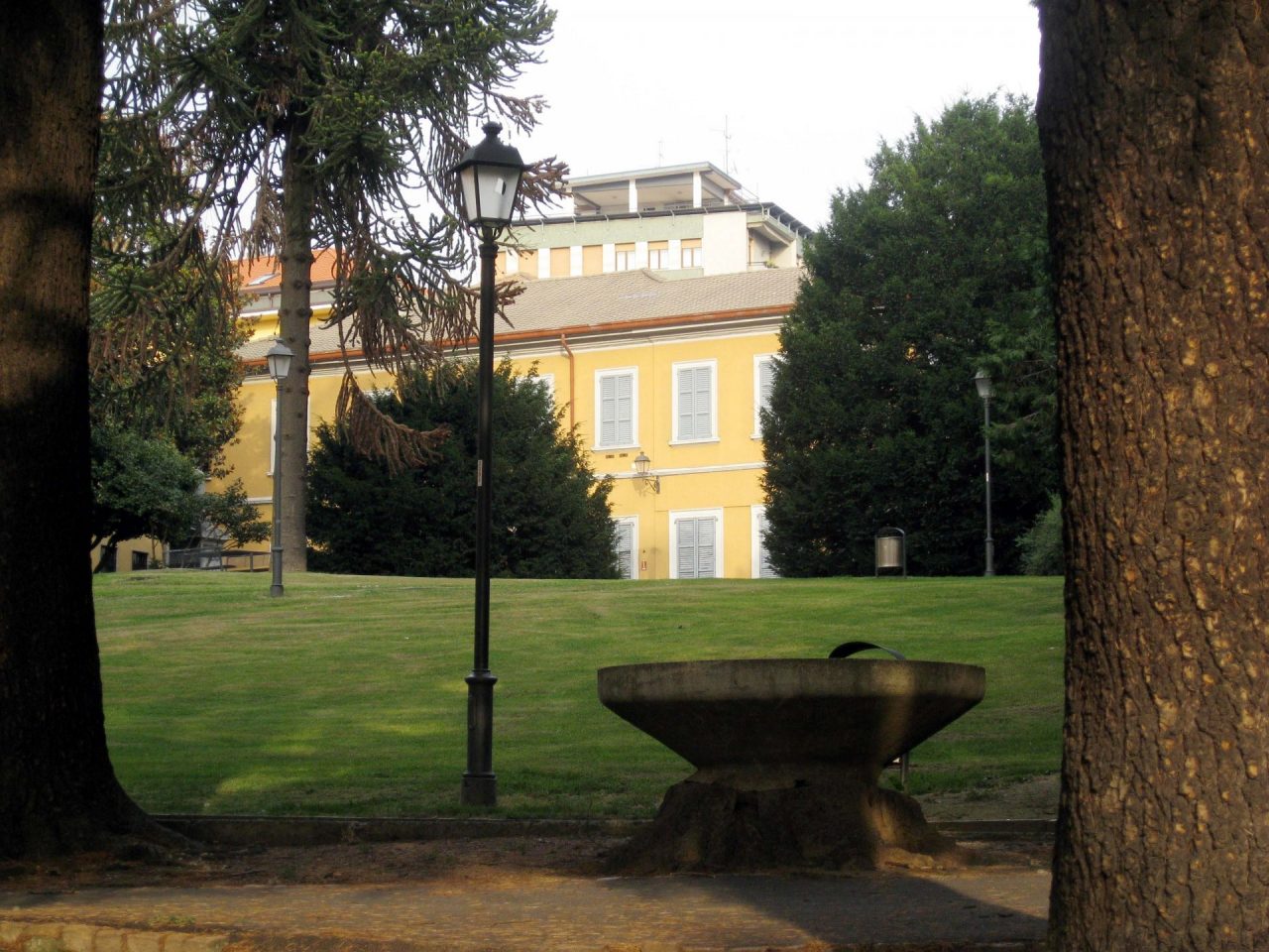 Gaetano Orazio in mostra in villa Calvi