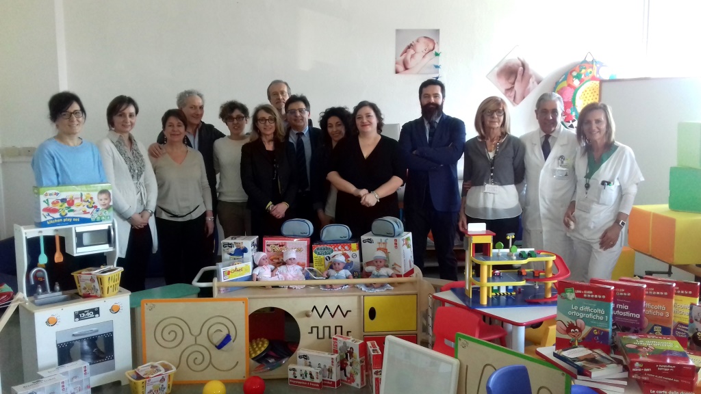 Donazione alla neuropsichiatria del comitato ConGiò all’ospedale di Cantù