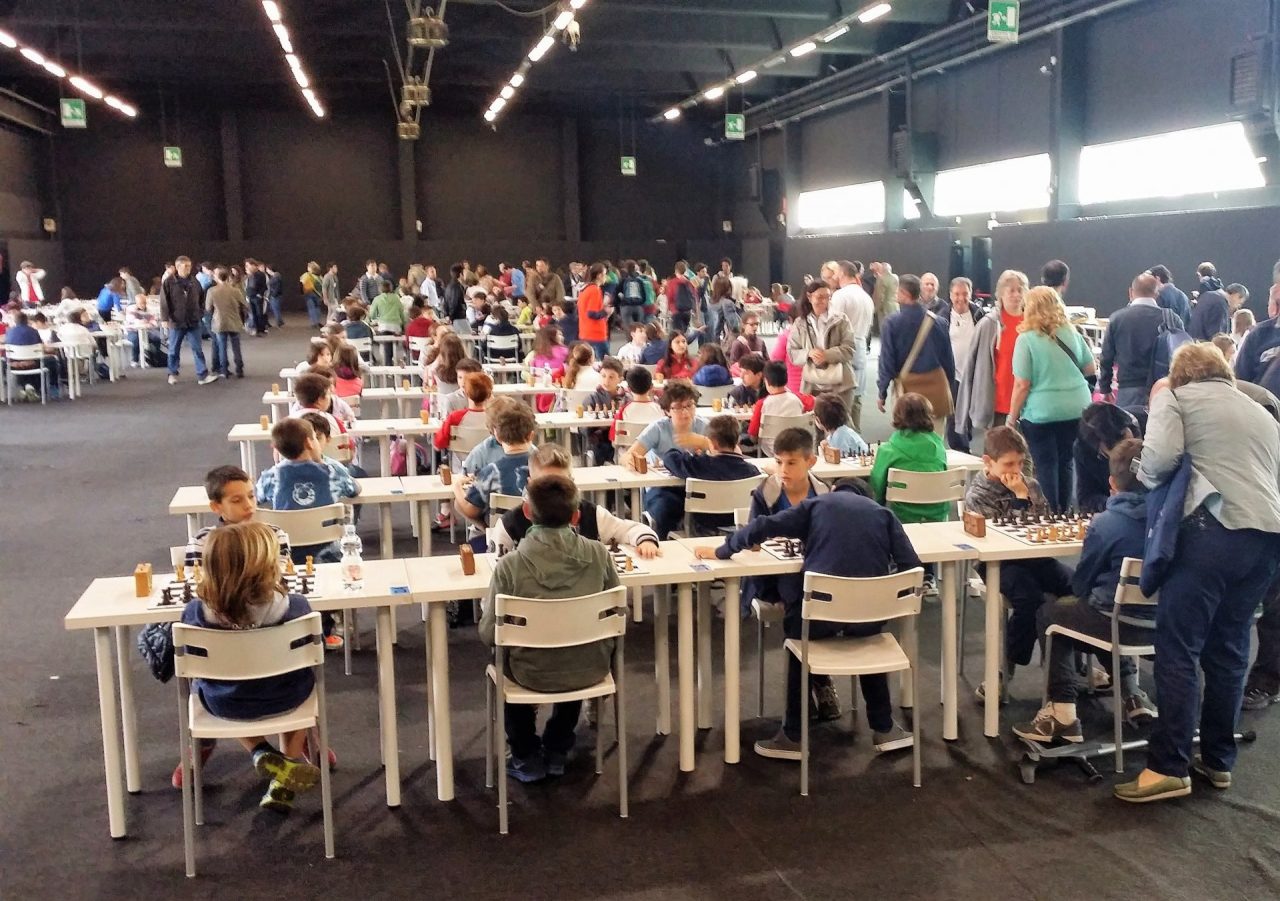 Scacchi finale regionale dei campionati studenteschi a Erba