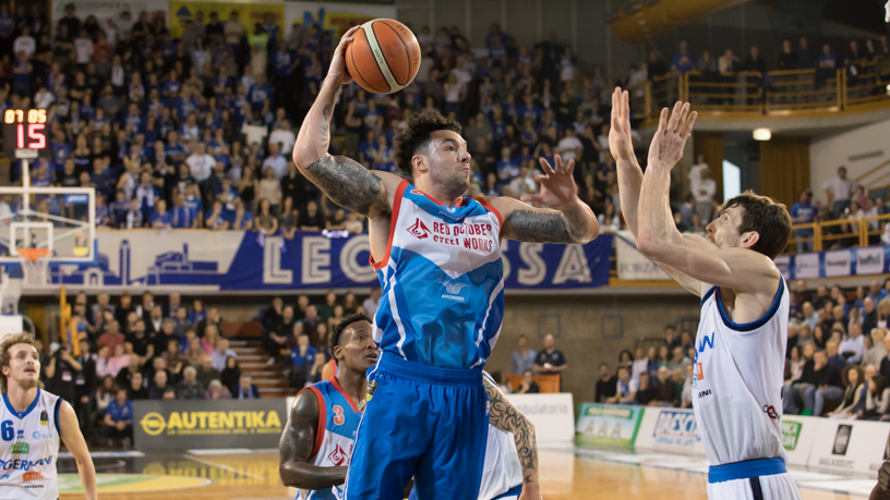 Pallacanestro Cantù contro Milano segui con noi la diretta!