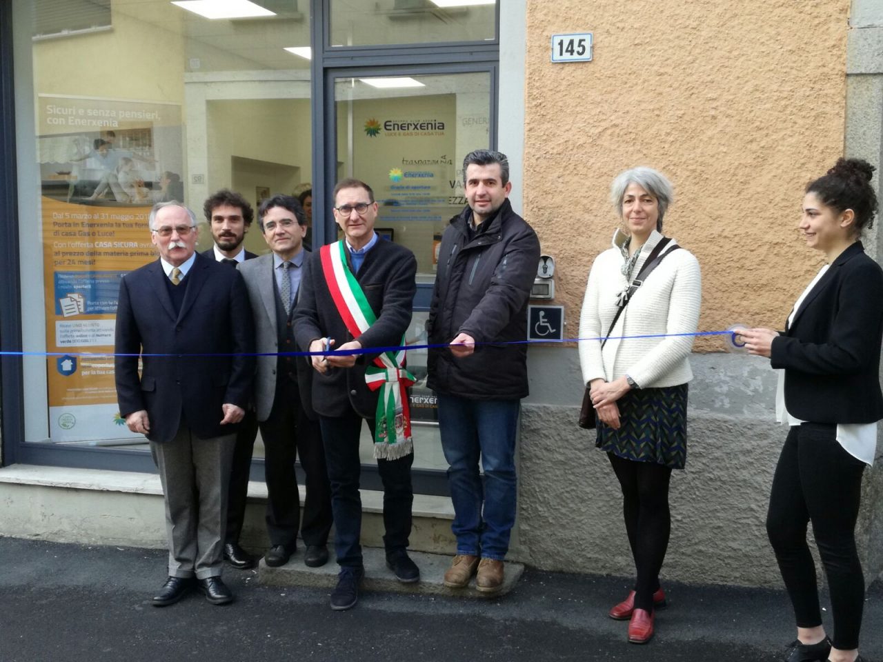 Enerxenia Cermenate aperto il nuovo sportello FOTO