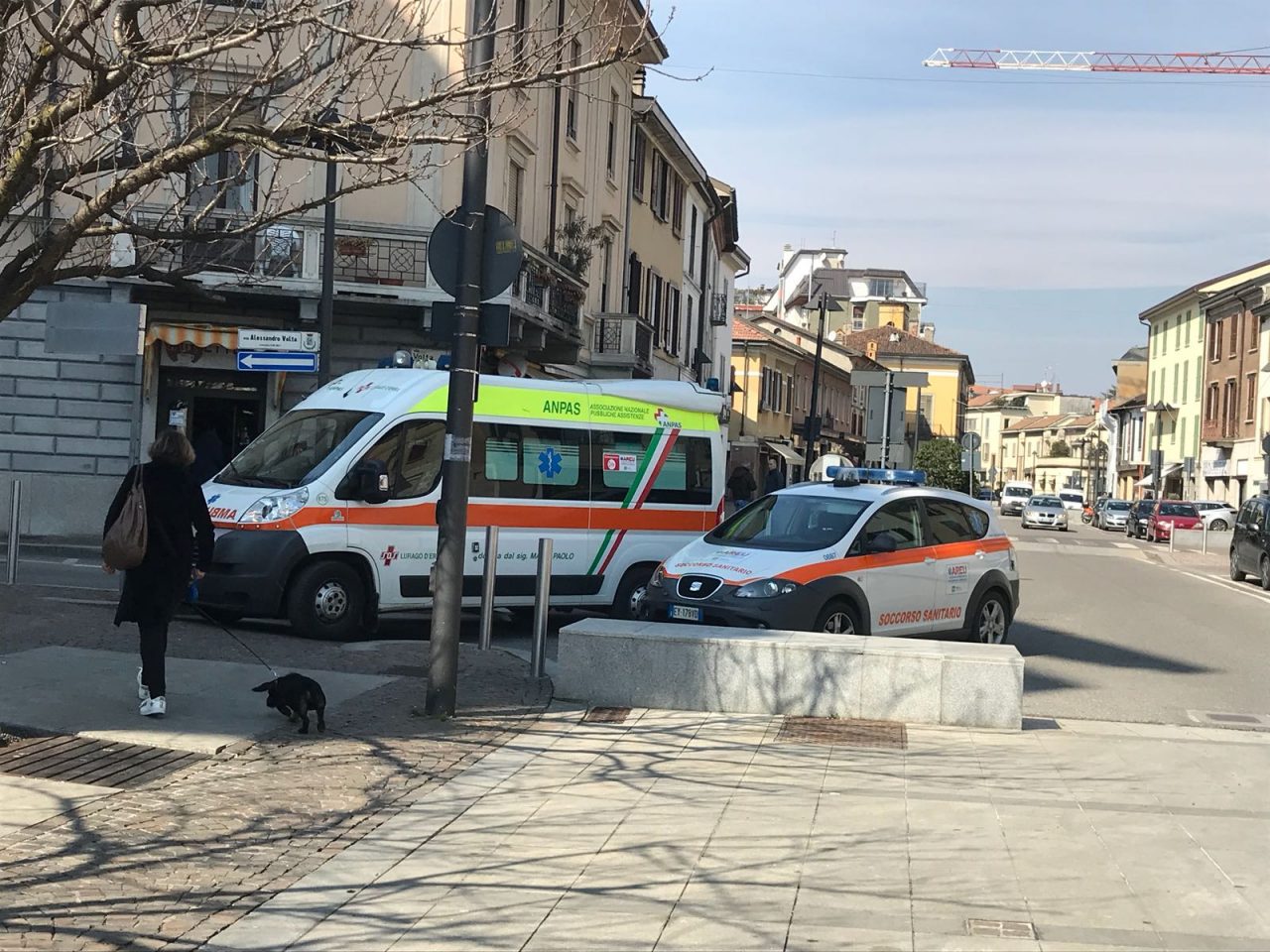 Malore Mariano soccorsa una giovane donna