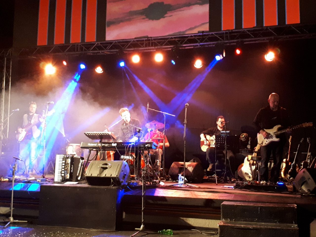 7Grani pienone al concerto evento allo Spazio Gloria VIDEO
