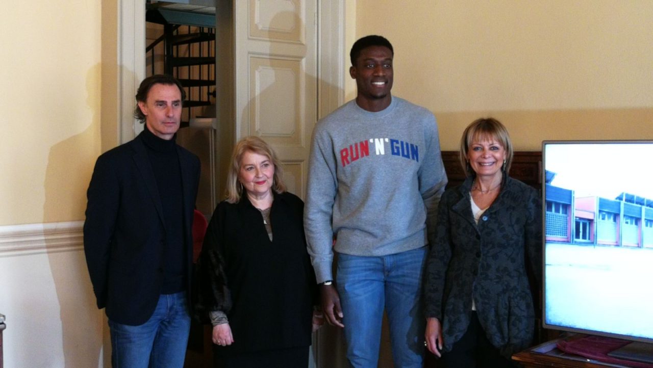 Scuola Rebbio presentato il progetto di crowdfunding per l’area sportiva VIDEO