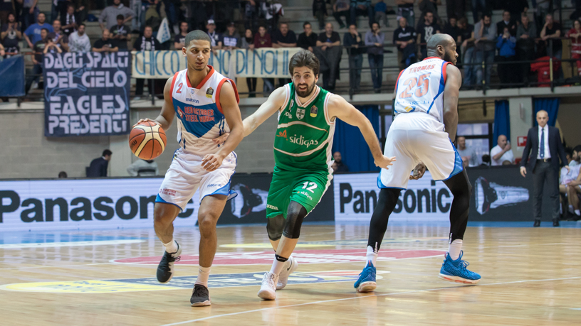 Pallacanestro Cantù Thomas e Smith superlativi nel girone di ritorno