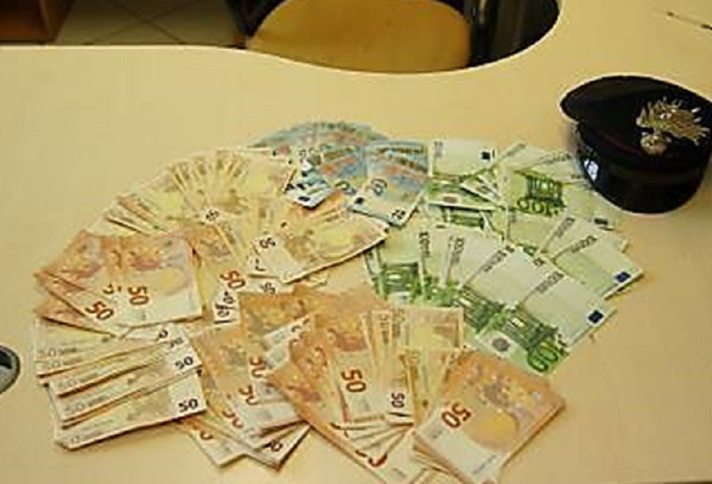 Sequestrato denaro falso a Cantù, un arresto