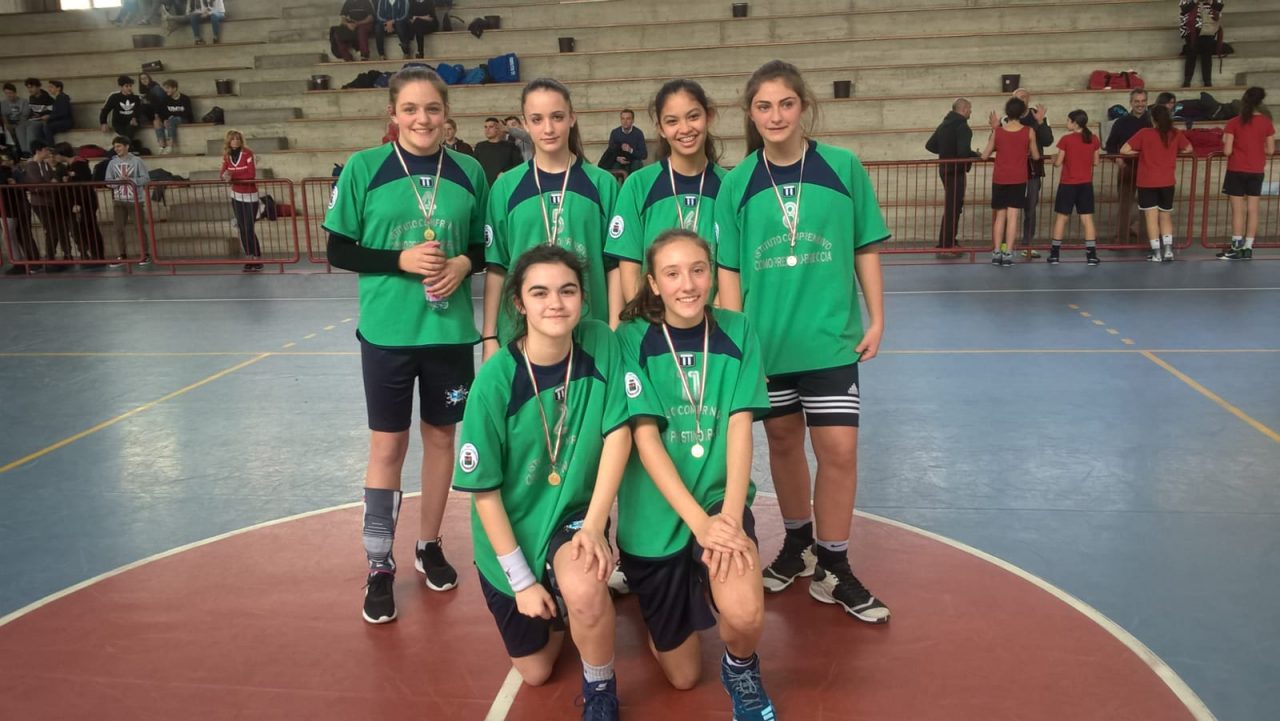 Basket Giovanile San Fermo vince il titolo provinciale femminile scolastico