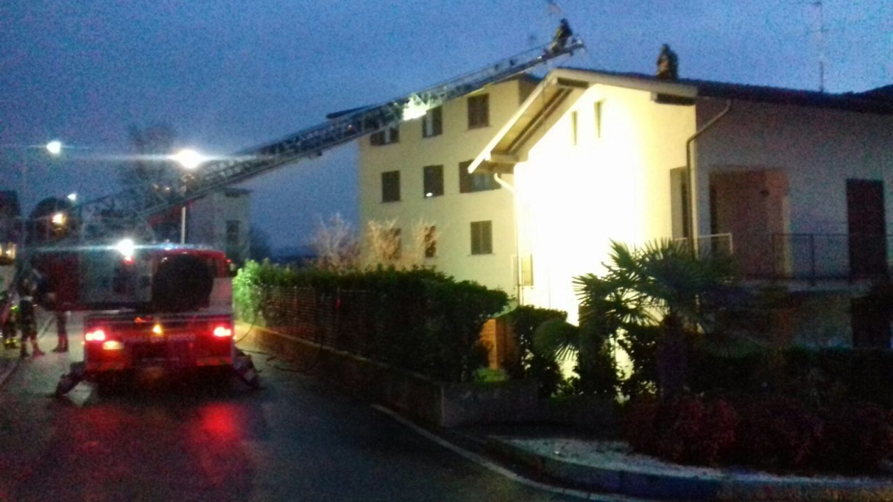 Incendio Cantù sventato grazie a una vicina FOTO