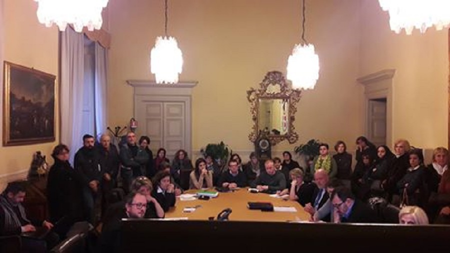 Mense Como Prc e Potere al Popolo: “Privatizzazione a spese di lavoratori e famiglie”