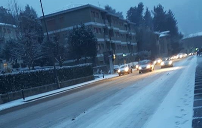 Neve a Como: qualche criticità e un incidente