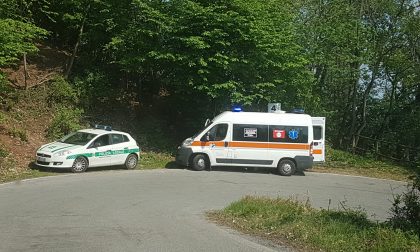 Motociclista cade nel bosco dell'Alpe del Viceré