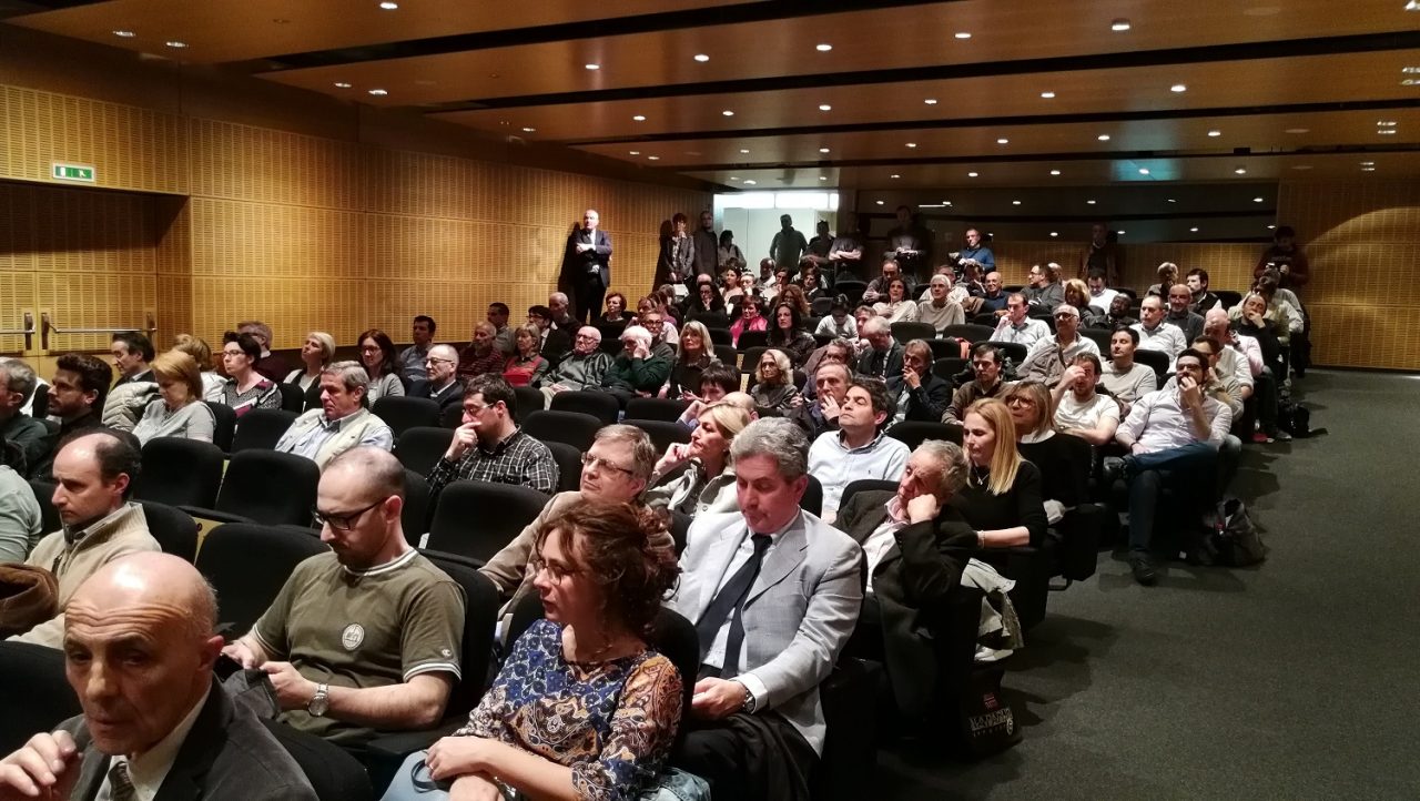 Riqualificazione giardini a lago, Galli: “Al via il cantiere tra un anno”