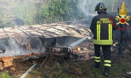 Incendio a Monte Olimpino: bruciano altre baracche