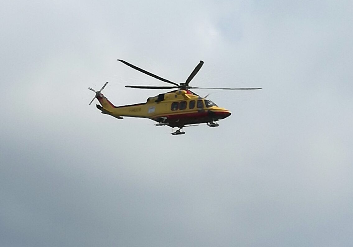 Bimbo di 11 anni cade dal balcone, paura a Guanzate