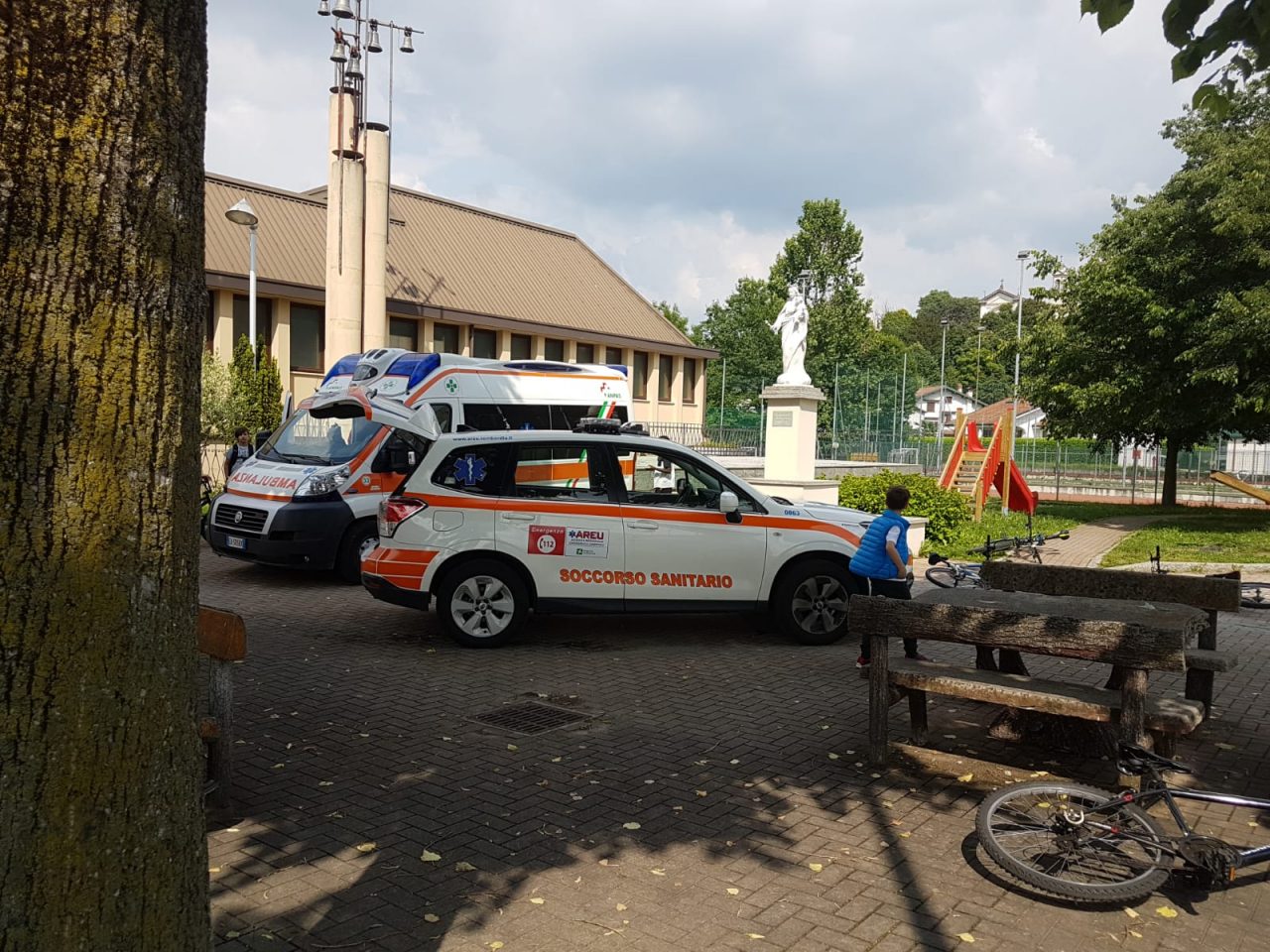 Ambulanza all’oratorio di Molteno paura per un 13enne