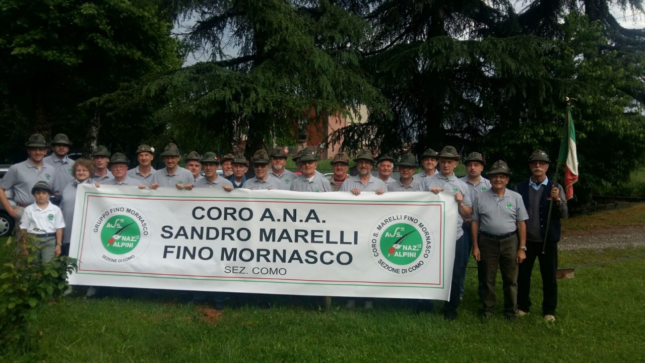 Adunata Alpini protagonista il coro Sandro Marelli di Fino Mornasco
