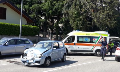 Scontro tra due auto, incidente a Inverigo