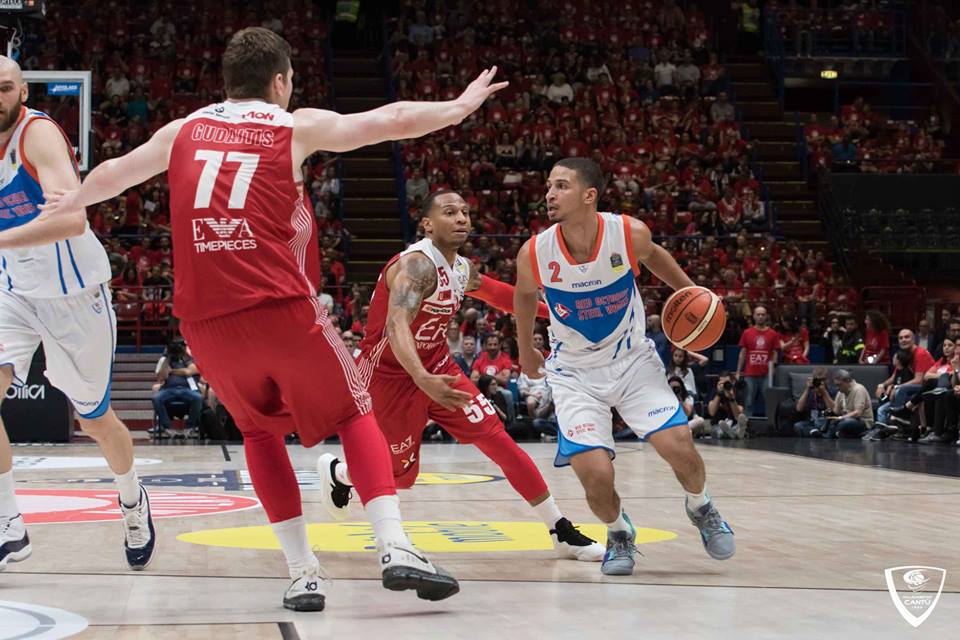 Pallacanestro Cantù questa sera al Forum gara 2 Play Off