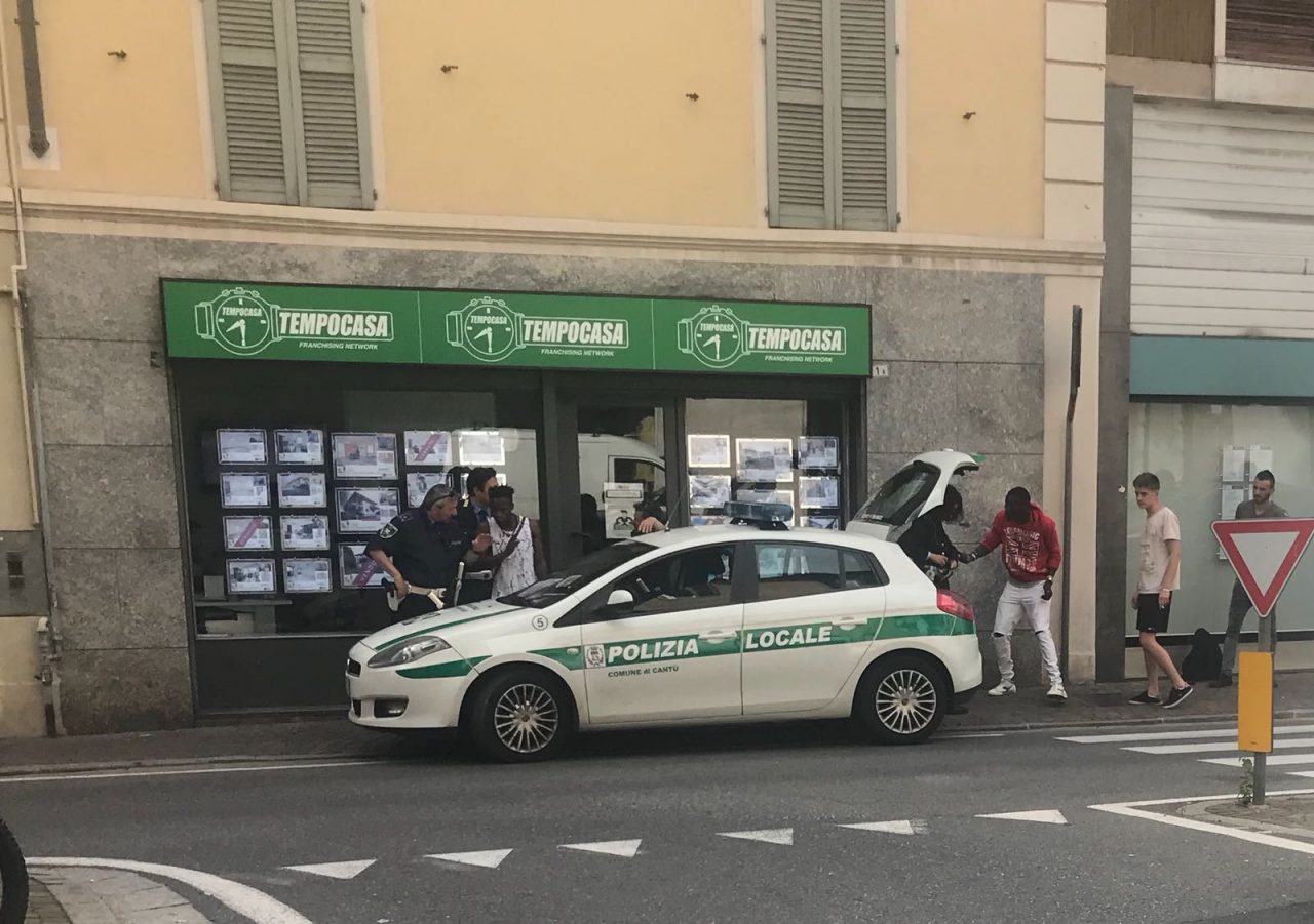Rissa tra stranieri a Cantù