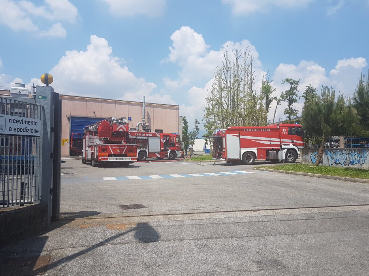 Lieve incendio in una fonderia di Sirone